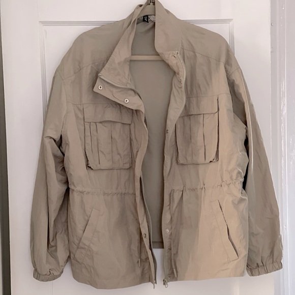 Divided by H&M windbreaker - Picture 2 of 6